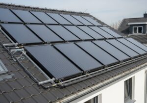 Flachkollektor: Preiswert & effizient